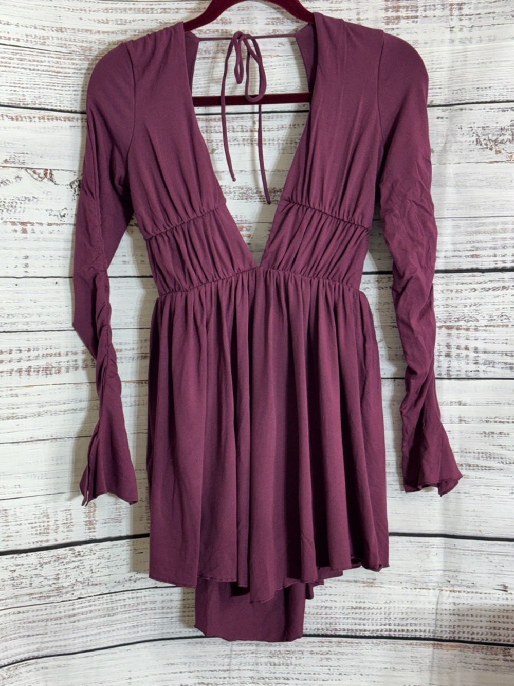 Oh polly Dress womens size 4 Lara deep plunge plum purple sexy fairy Mini New‎ - Picture 3 of 12